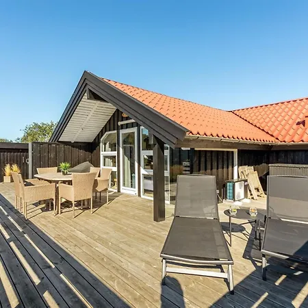 Ferienhaus Skyler - 1km From The Sea By Interhome