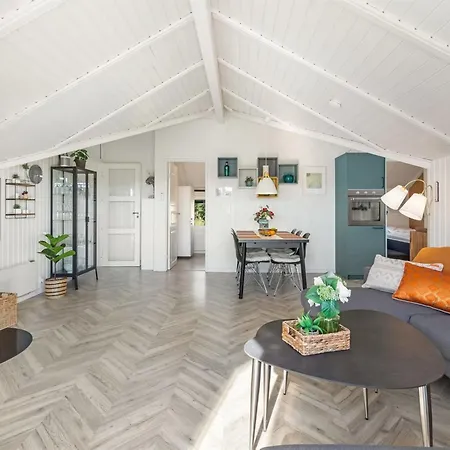 Skyler - 1km From The Sea By Interhome