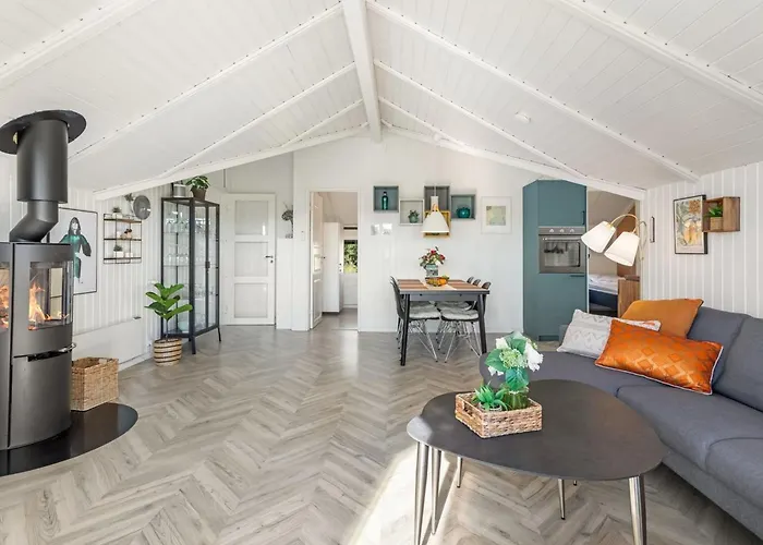 Skyler - 1km From The Sea By Interhome